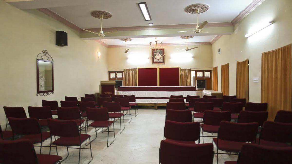 Oyo 9900 Hotel Pioneer Plaza Jodhpur  Exterior photo