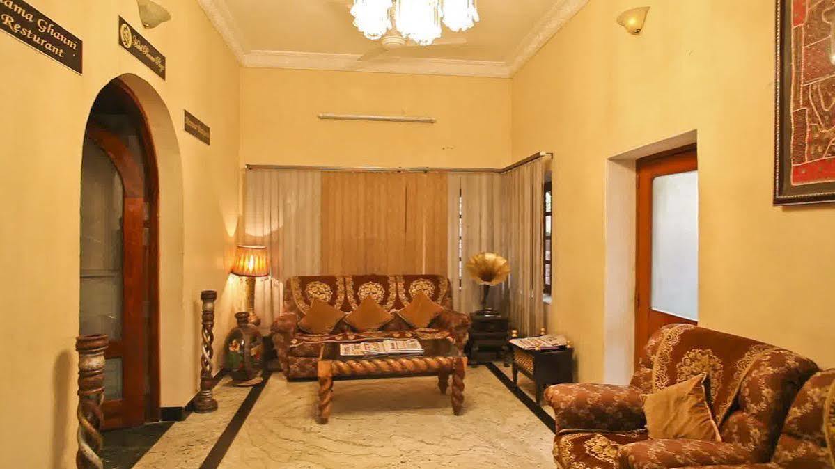 Oyo 9900 Hotel Pioneer Plaza Jodhpur  Exterior photo