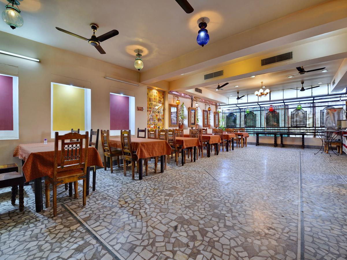 Oyo 9900 Hotel Pioneer Plaza Jodhpur  Exterior photo