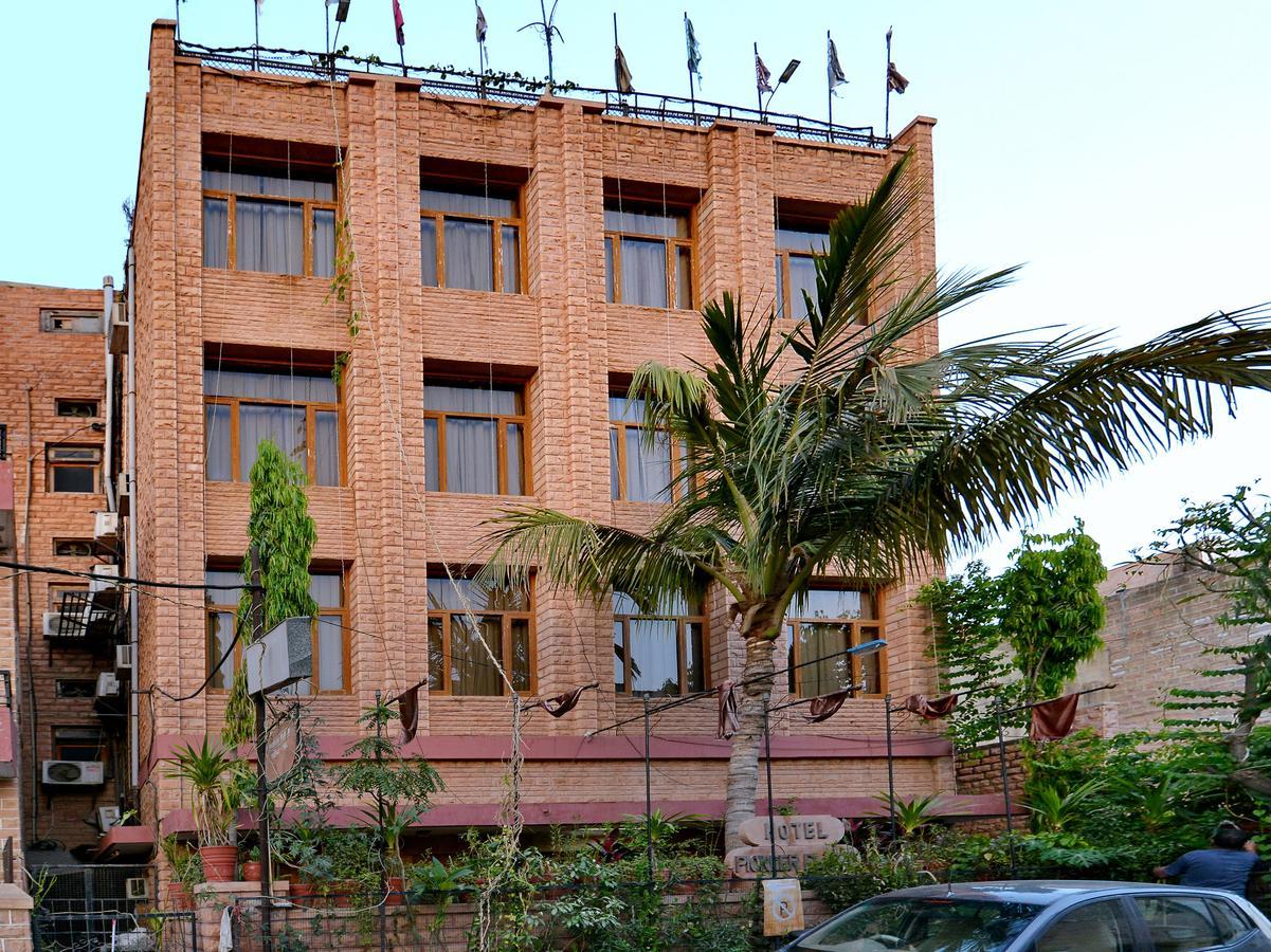 Oyo 9900 Hotel Pioneer Plaza Jodhpur  Exterior photo